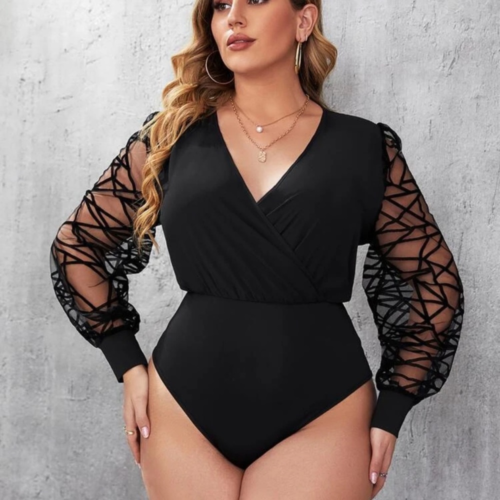 New SHEIN Plus Surplice Neck Contrast Geo Mesh Bodysuit 3XL - Picture 5 of 5
